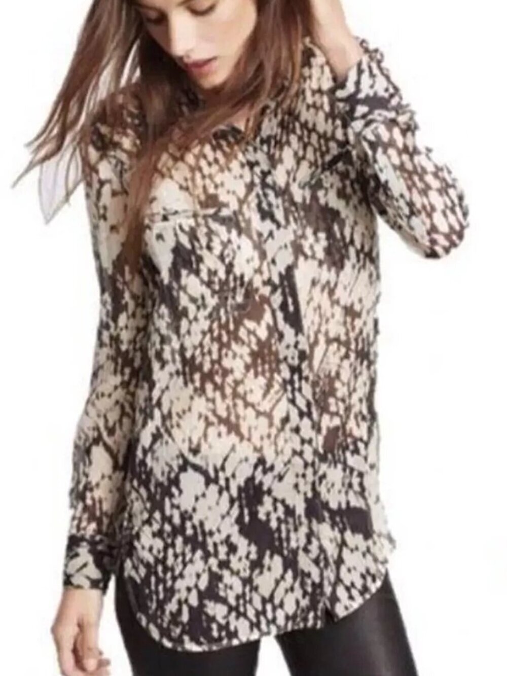 VINCE Georgette Silk Basketweave Print Blouse 6 NWOT
